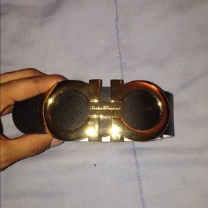 Feragamo belt